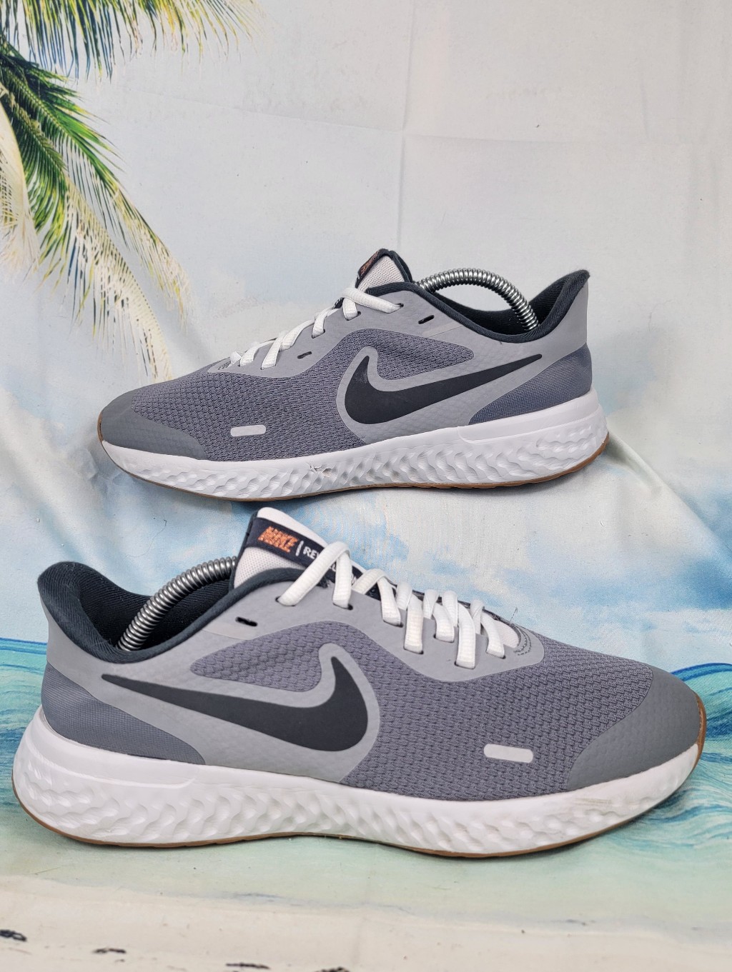 Nike Revolution 5 Womens 75 6y